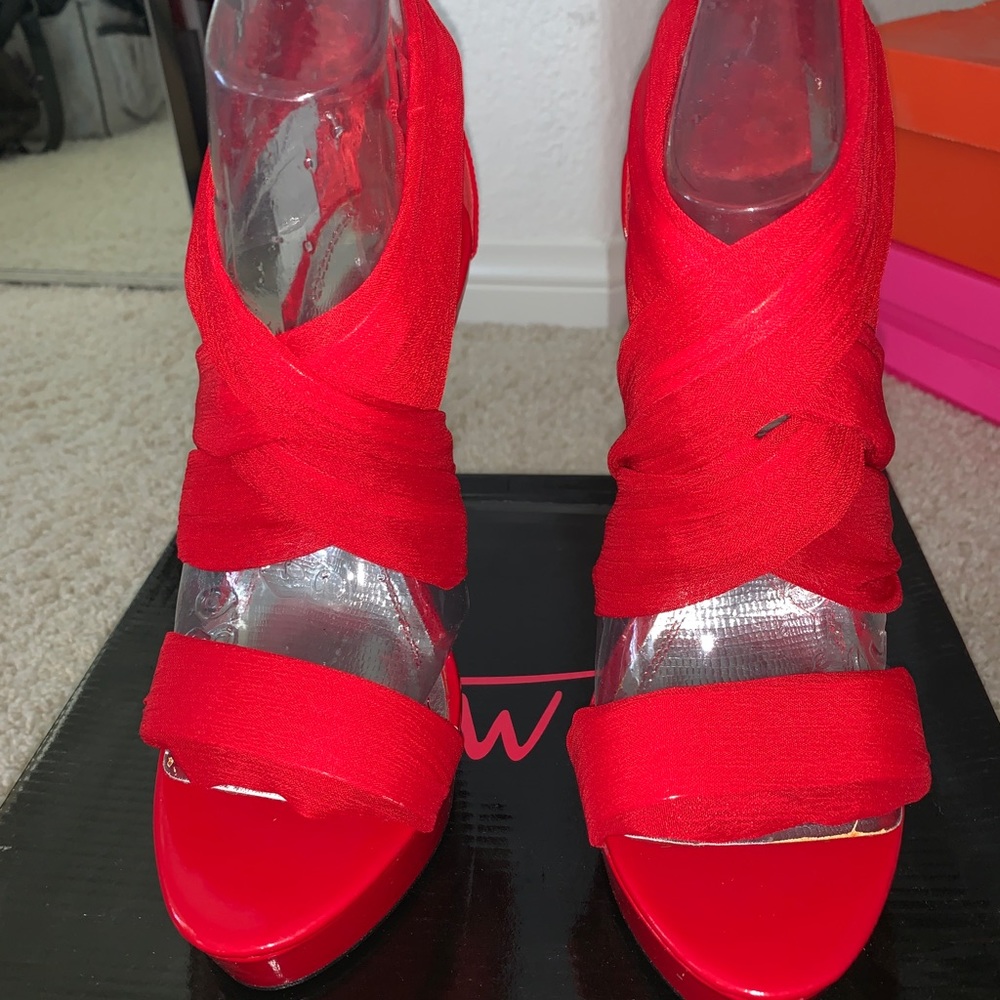 Heels - Picture 5 of 5